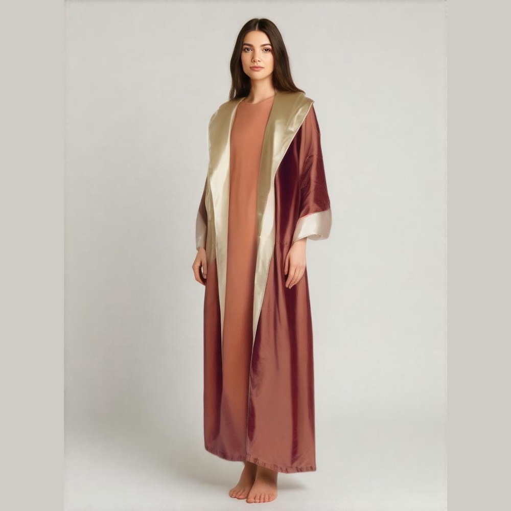 carriage HOUSE ROBE SILKY SATINY HOODED VINTAGE BOXER ROBE